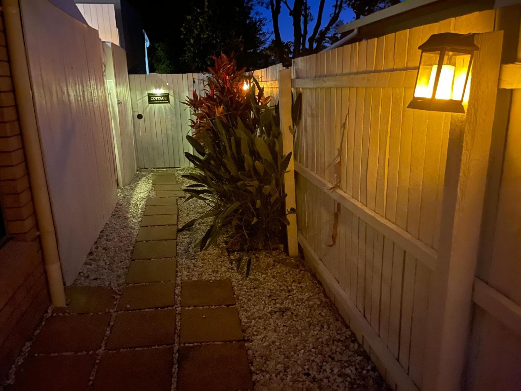 Private Outdoor Spa, Fire Pit, Cinema Room - The Cottage Coolum Beach Exterior photo